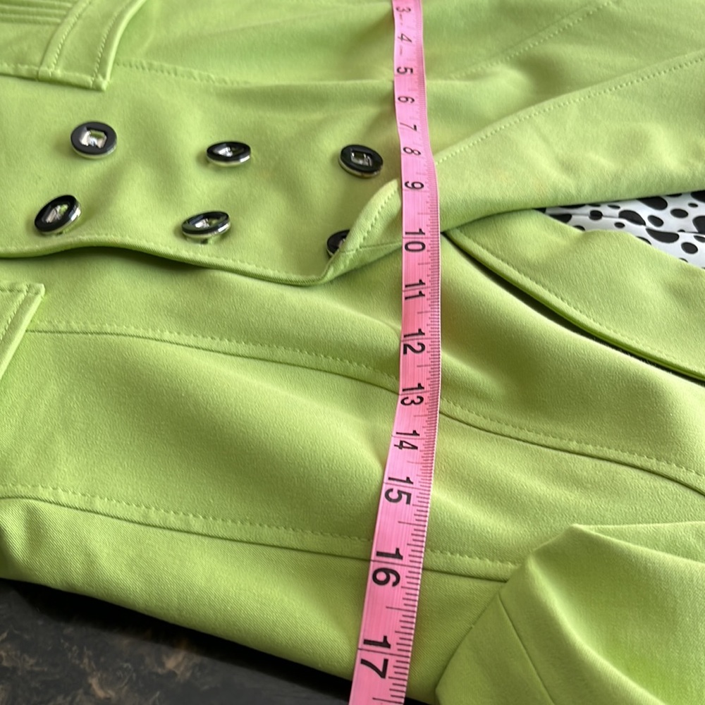 TaHARI ARTHURT S. LEVVINE petite 4P - Picture 9 of 12